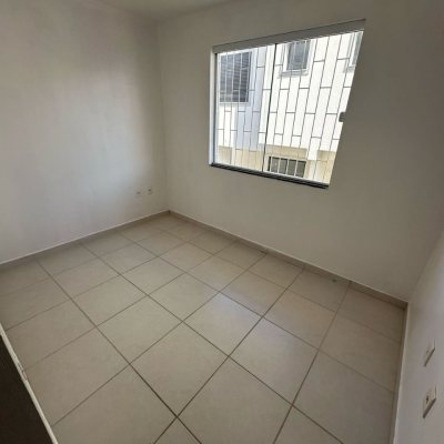 Casa Residencial com 64m², 2 quartos, 2 garagens, no bairro Bela Vista em Palhoça