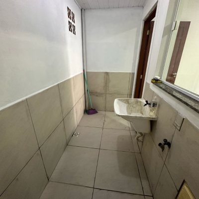 Casa Residencial com 64m², 2 quartos, 2 garagens, no bairro Bela Vista em Palhoça