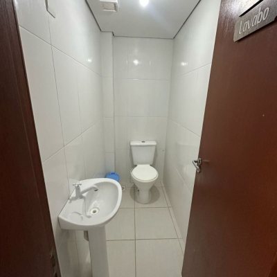 Casa Residencial com 64m², 2 quartos, 2 garagens, no bairro Bela Vista em Palhoça