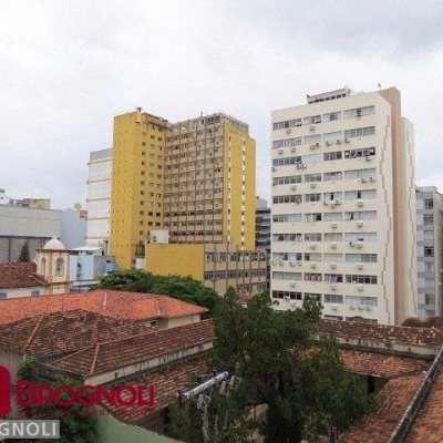 Apartamentos com 174m², 4 quartos, 2 suítes, 2 garagens, no bairro Centro em Florianópolis