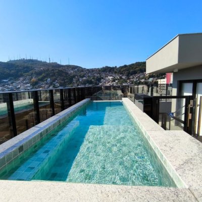 Apartamentos com 69m², 2 quartos, 2 suítes, 2 garagens, no bairro Centro em Florianópolis
