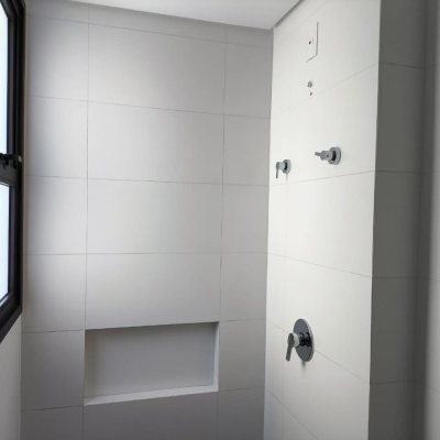 Apartamentos com 69m², 2 quartos, 2 suítes, 2 garagens, no bairro Centro em Florianópolis