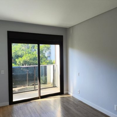 Apartamentos com 69m², 2 quartos, 2 suítes, 2 garagens, no bairro Centro em Florianópolis