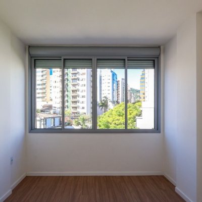 Apartamentos com 108m², 3 quartos, 1 suíte, 1 garagem, no bairro Centro em Florianópolis