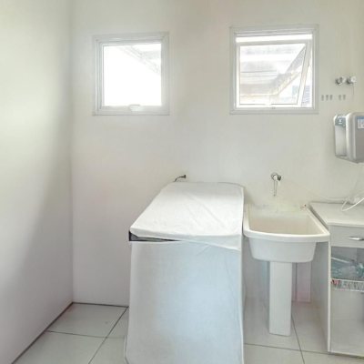 Casa Residencial com 247m², 3 quartos, 1 suíte, 2 garagens, no bairro Campeche em Florianópolis