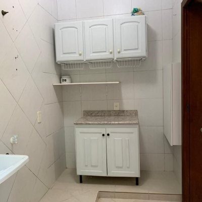 Casa Residencial com 200m², 3 quartos, 1 suíte, 2 garagens, no bairro Lagoa Da Conceição em Florianópolis