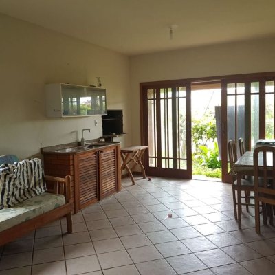 Casa Residencial com 304m², 3 quartos, 2 suítes, 3 garagens, no bairro Jardim Atlântico em Florianópolis