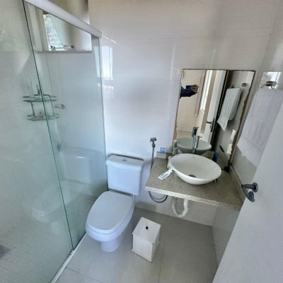 Casa Residencial com 350m², 3 quartos, 3 suítes, 4 garagens, no bairro Morro Das Pedras em Florianópolis