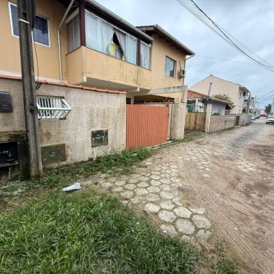 Apartamentos com 61m², 2 quartos, 1 garagem, no bairro Ingleses em Florianópolis