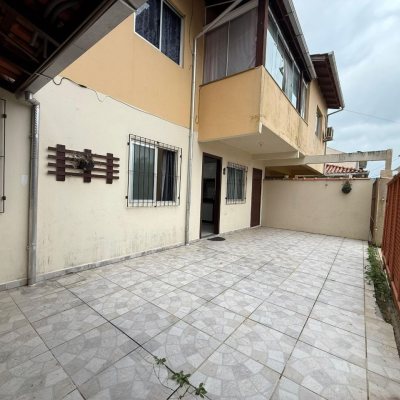 Apartamentos com 61m², 2 quartos, 1 garagem, no bairro Ingleses em Florianópolis