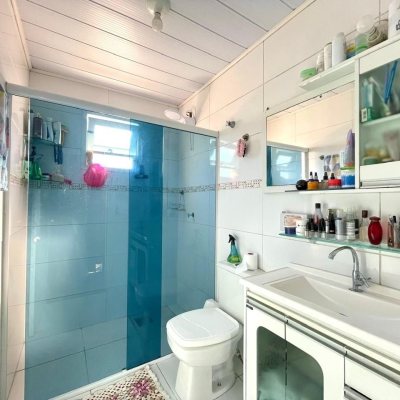 Casa Residencial com 119m², 2 quartos, 2 garagens, no bairro Ingleses do Rio Vermelho em Florianópolis