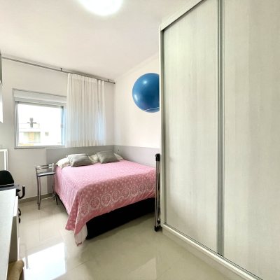 Cobertura com 224m², 3 quartos, 1 suíte, 2 garagens, no bairro Ingleses do Rio Vermelho em Florianópolis