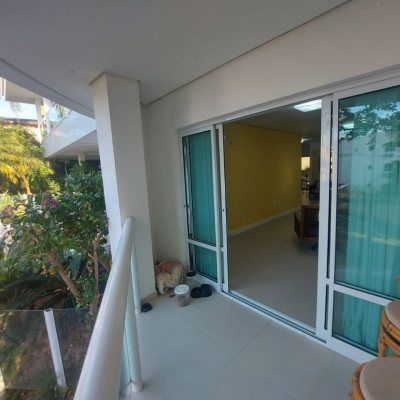 Predio com 475m², 8 garagens, no bairro Canasvieiras em Florianópolis