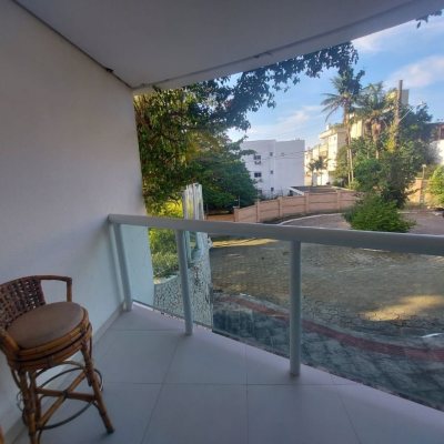 Predio com 475m², 8 garagens, no bairro Canasvieiras em Florianópolis