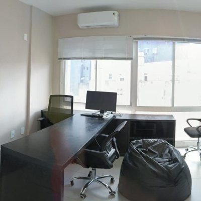 Sala com 111m², no bairro Centro em Florianópolis