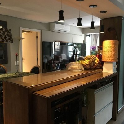 Apartamentos com 81m², 2 quartos, 1 suíte, 1 garagem, no bairro Centro em Florianópolis