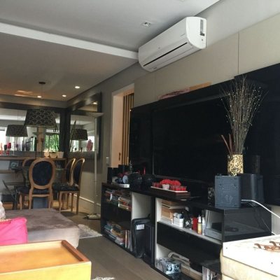 Apartamentos com 81m², 2 quartos, 1 suíte, 1 garagem, no bairro Centro em Florianópolis