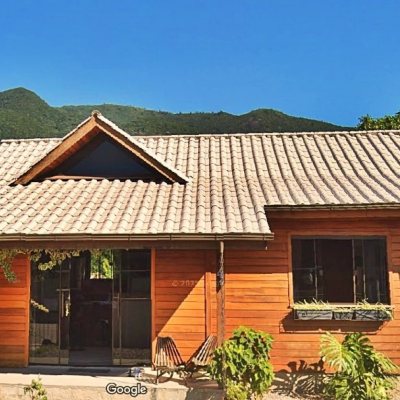 Casa Residencial com 59m², 2 quartos, 5 garagens, no bairro Praia de Fora em Palhoça