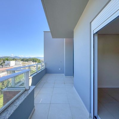 Cobertura com 159m², 3 quartos, 1 suíte, 2 garagens, no bairro Jurerê em Florianópolis