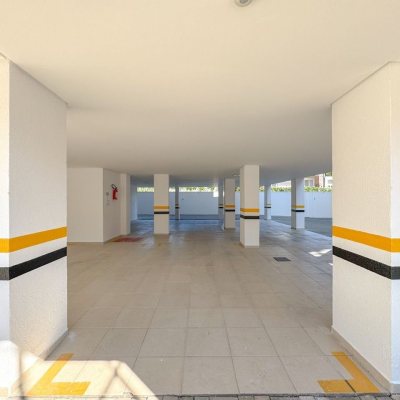 Cobertura com 159m², 3 quartos, 1 suíte, 2 garagens, no bairro Jurerê em Florianópolis