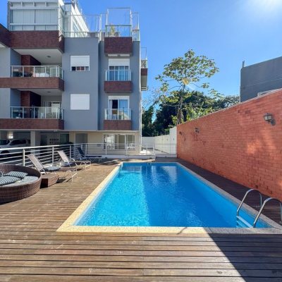 Cobertura com 159m², 3 quartos, 1 suíte, 2 garagens, no bairro Jurerê em Florianópolis