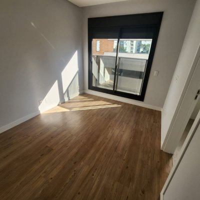 Apartamentos com 69m², 2 quartos, 2 suítes, 1 garagem, no bairro Centro em Florianópolis