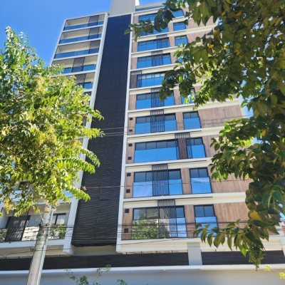 Apartamentos com 57m², 1 quarto, 1 garagem, no bairro Centro em Florianópolis