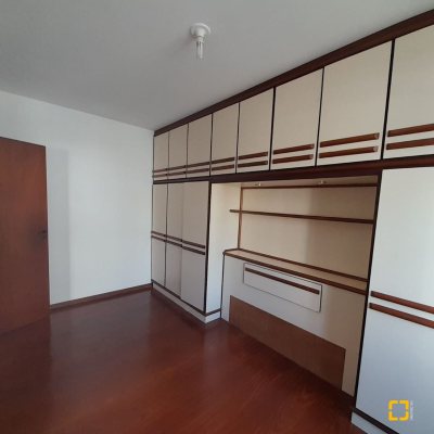 Apartamentos com 63m², 2 quartos, 1 garagem, no bairro Itacorubi em Florianópolis