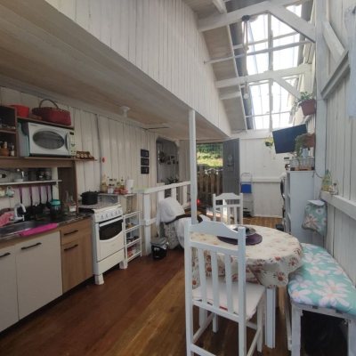 Casa Residencial com 90m², 2 quartos, 2 garagens, no bairro São Luiz em São José