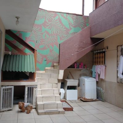 Casa Residencial com 119m², 4 quartos, 2 suítes, 2 garagens, no bairro Saco Dos Limões em Florianópolis