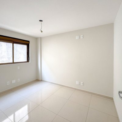 Apartamentos com 105m², 2 quartos, 1 suíte, 1 garagem, no bairro Trindade em Florianópolis
