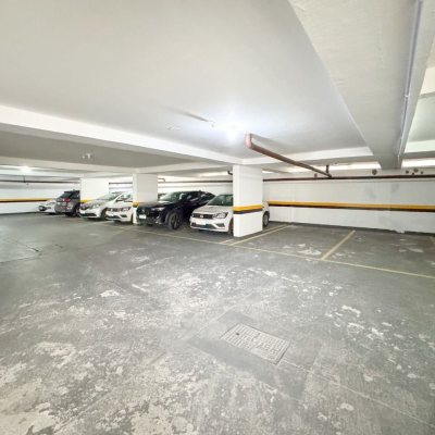 Sala com 69m², 1 garagem, no bairro Centro em Florianópolis