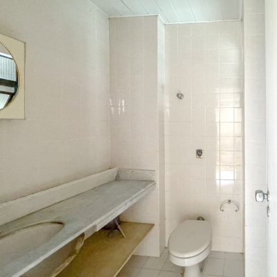 Sala com 69m², 1 garagem, no bairro Centro em Florianópolis