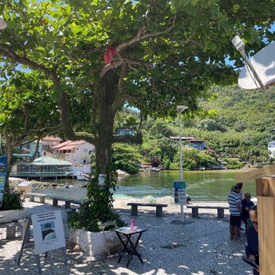 Pousada com 228m², 11 quartos, no bairro Barra Da Lagoa em Florianópolis