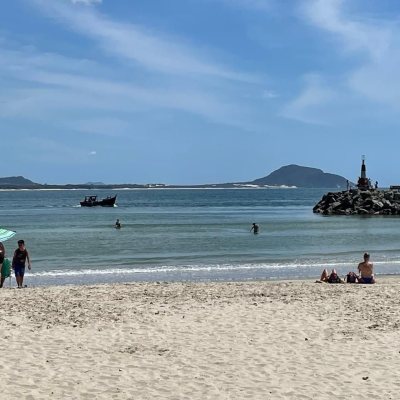 Pousada com 228m², 11 quartos, no bairro Barra Da Lagoa em Florianópolis