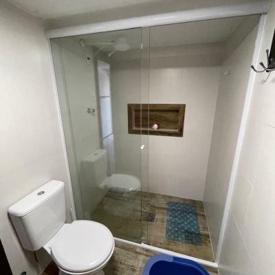 Pousada com 228m², 11 quartos, no bairro Barra Da Lagoa em Florianópolis