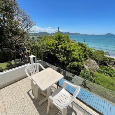 Pousada com 228m², 11 quartos, no bairro Barra Da Lagoa em Florianópolis