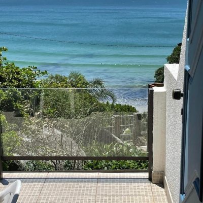 Pousada com 228m², 11 quartos, no bairro Barra Da Lagoa em Florianópolis