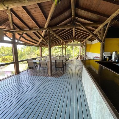 Pousada com 228m², 11 quartos, no bairro Barra Da Lagoa em Florianópolis