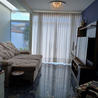 Casa Residencial com 91m², 2 quartos, 2 suítes, 2 garagens, no bairro Ingleses em Florianópolis