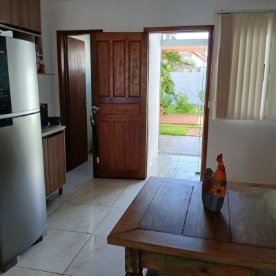 Casa Residencial com 91m², 2 quartos, 2 suítes, 2 garagens, no bairro Ingleses em Florianópolis