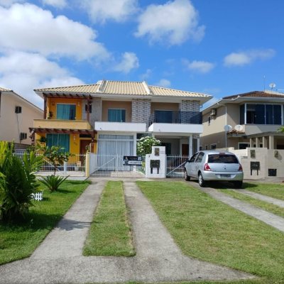 Casa Residencial com 91m², 2 quartos, 2 suítes, 2 garagens, no bairro Ingleses em Florianópolis