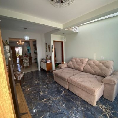 Casa Residencial com 91m², 2 quartos, 2 suítes, 2 garagens, no bairro Ingleses em Florianópolis