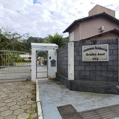 Terrenos Residenciais com 1435m², no bairro Sambaqui em Florianópolis