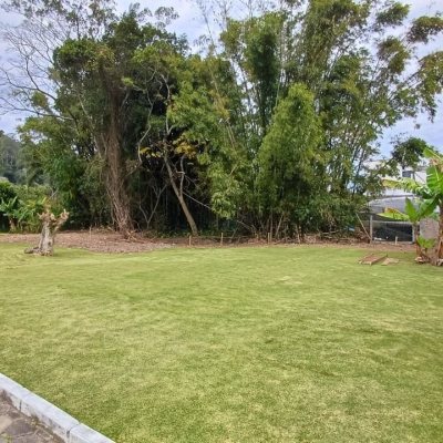 Terrenos Residenciais com 1435m², no bairro Sambaqui em Florianópolis