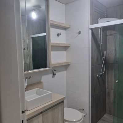 Apartamentos com 80m², 3 quartos, 1 suíte, 1 garagem, no bairro Centro em Florianópolis