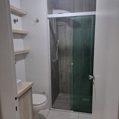 Apartamentos com 80m², 3 quartos, 1 suíte, 1 garagem, no bairro Centro em Florianópolis
