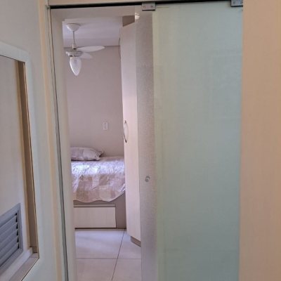Apartamentos com 80m², 3 quartos, 1 suíte, 1 garagem, no bairro Centro em Florianópolis