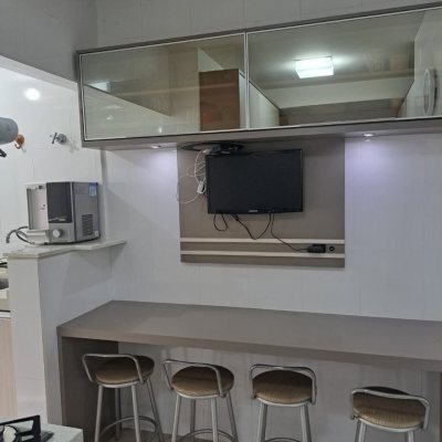 Apartamentos com 80m², 3 quartos, 1 suíte, 1 garagem, no bairro Centro em Florianópolis