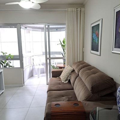 Apartamentos com 80m², 3 quartos, 1 suíte, 1 garagem, no bairro Centro em Florianópolis